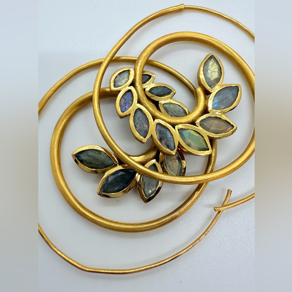 Elegant Gold Leaf Hoop Earrings